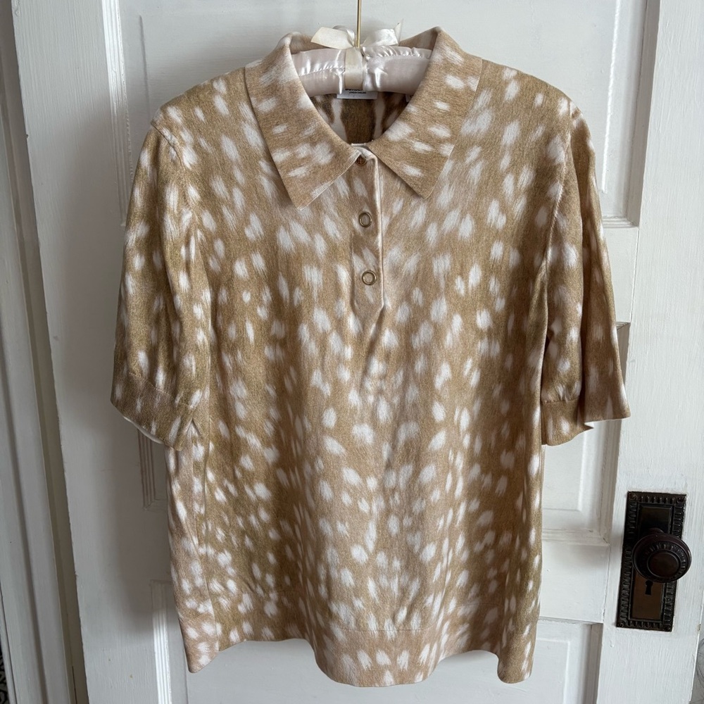 Burberry fawn print polo
